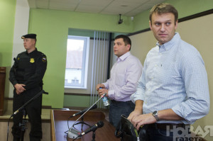 Навальный и Офицеров